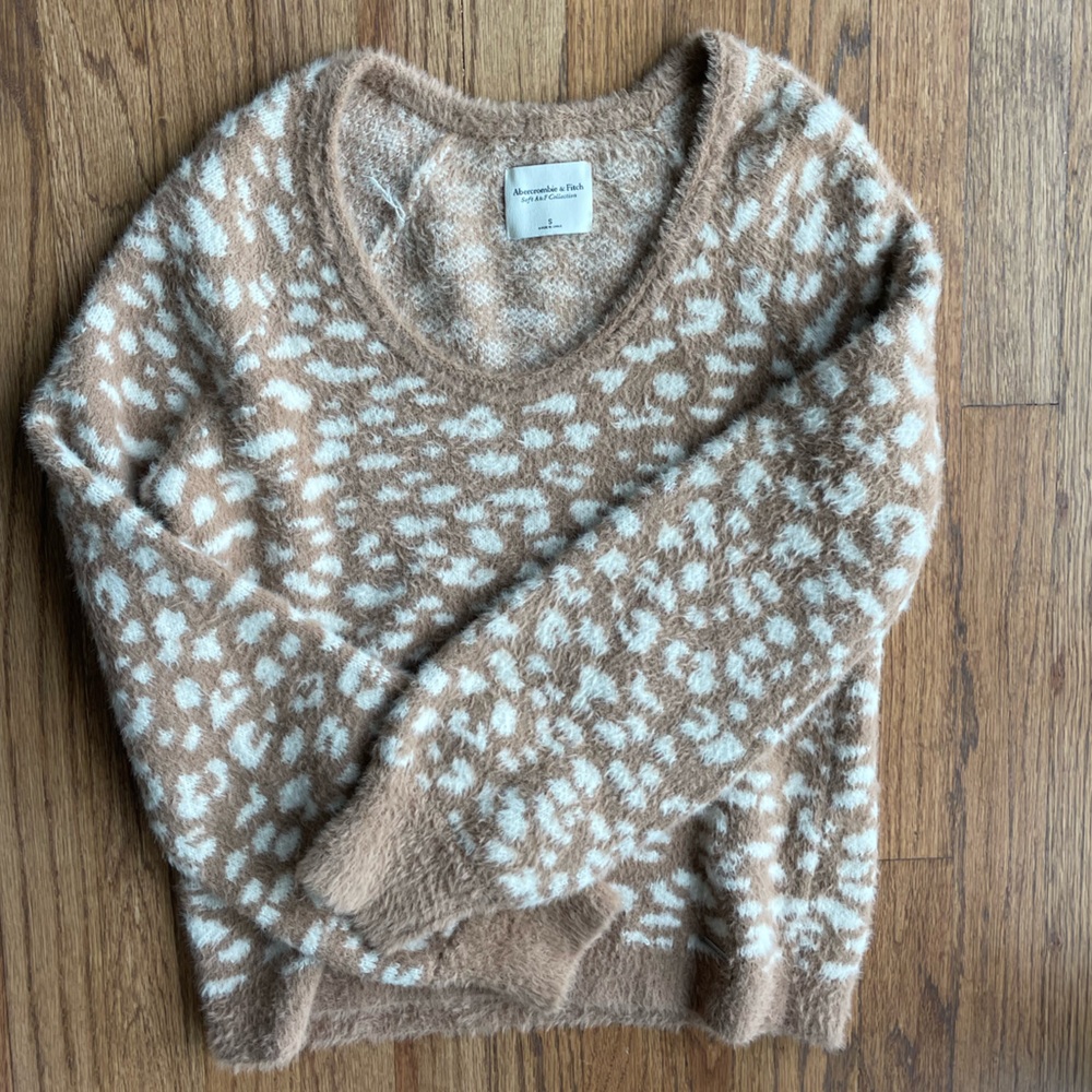 Abercrombie & Fitch Scoop Neck Sweater